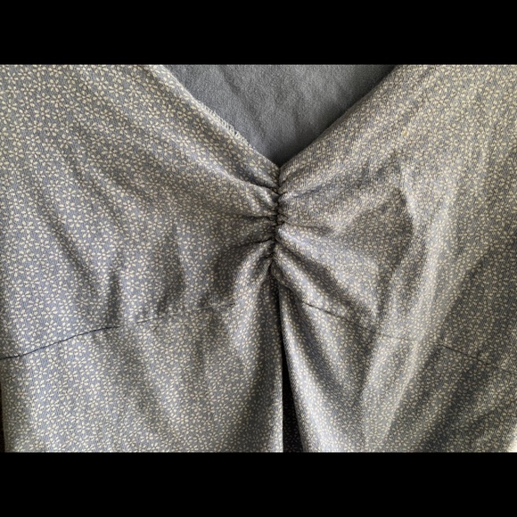 Brandy Melville Crop Top - Picture 6 of 6